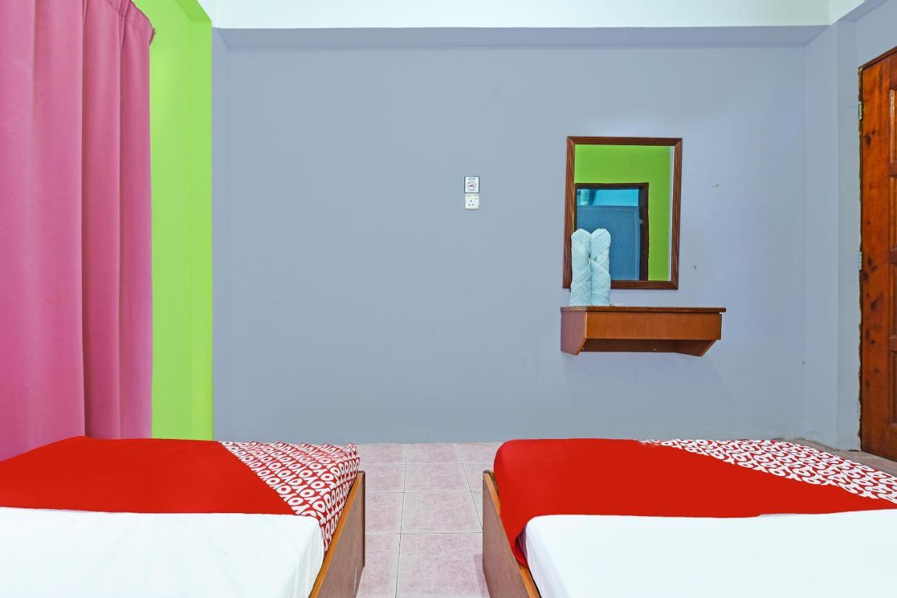 Oyo 90565 Teresek View Motel Kuala Tahan Eksteriør billede